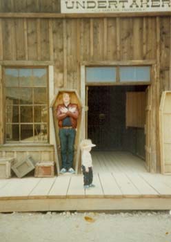 06-TheUndertaker-OldTucson